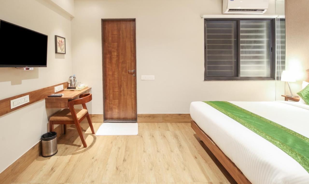 Treebo Elite Residency Belgaum Hotel Exterior foto